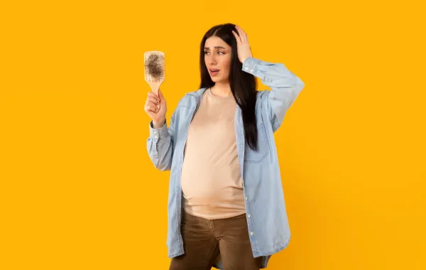 صورة تساقط الشعر أثناء الحمل