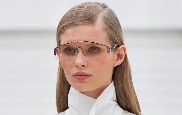 أسباب اسمرار المنطقة حول الفم 