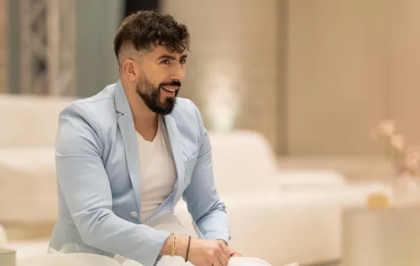 مصمم الأزياء شربل زوي  Charbel Zoe - الصورة من المكتب الإعلامي 