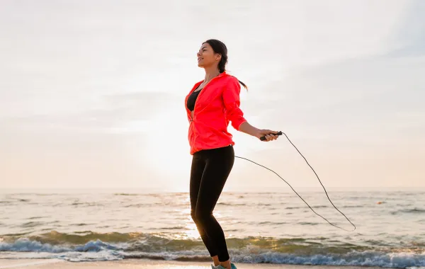 تجربتي مع النشاط البدني الخفيف- المصدر  Image by marymarkevich on Freepik