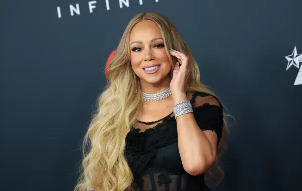 ماريا كاري Mariah Carey من حفل Musicares Person of the Year 2026 - مصدر الصورة: MICHAEL TRAN / AFP