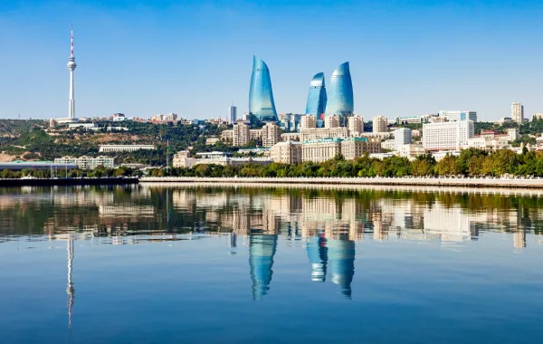 باكو عاصمة أذربيجان 