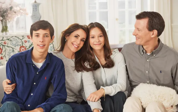 صورة عائلية للأميرة ماري وزوجها الأمير يواكيم. مصدر الصورة: Jakob Kirk