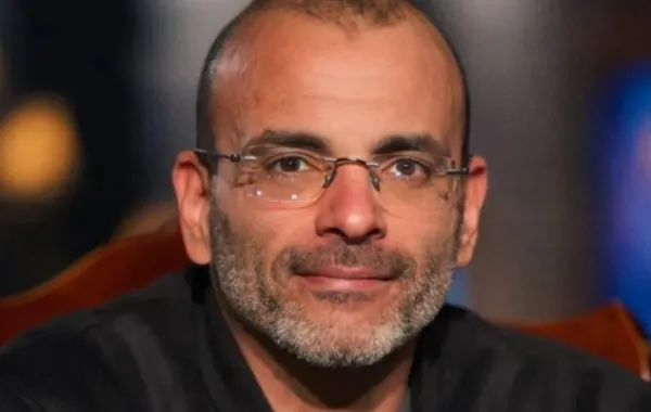 أيمن بهجت قمر- الصورة من صفحته على فيسبوك