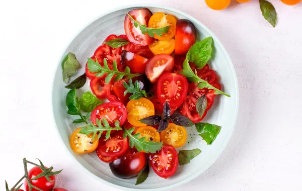 فوائد الطماطم في رمضان لصحة القلب والهضم