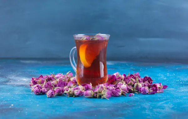 منقوع الورد الطائفي غني بمضادات الأكسدة - المصدر freepik