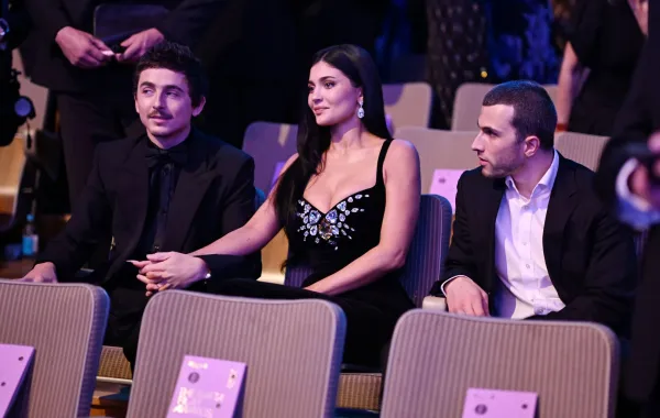 تيموثي شالاميه Timothée Chalamet وكايلي جينر Kylie Jenner في حفل توزيع جوائز بافتا 2026. مصدر الصورة: Stuart Wilson/BAFTA/Getty Images for BAFTA