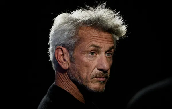شون بين Sean Penn من مهرجان لوميير السينمائي 2025 - مصدر الصورة: JEFF PACHOUD / AFP
