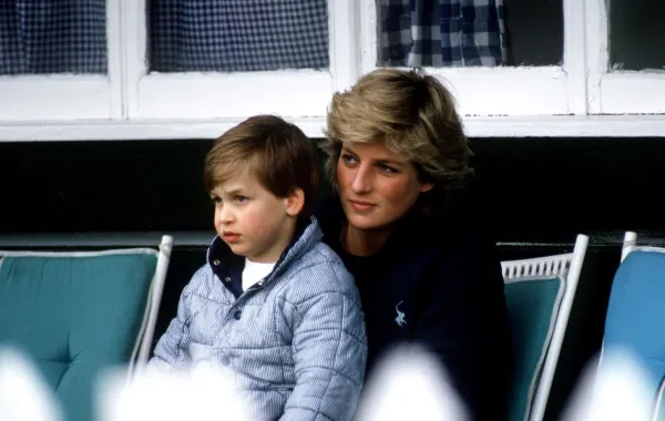 الأمير ويليام Prince william والأميرة ديانا Princess Diana. مصدر الصورة: Tim Graham Photo Library via Getty Images