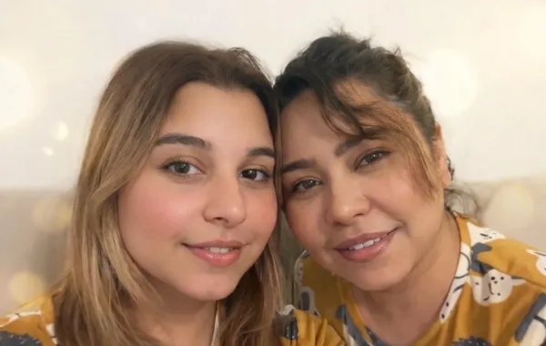 شيرين عبد الوهاب وابنتها هنا - الصورة سكرين شوت من مقطع الفيديو