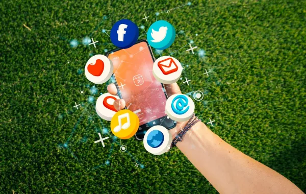 الأبراج في عالم السوشيال ميديا- مصدر الصورة freepik