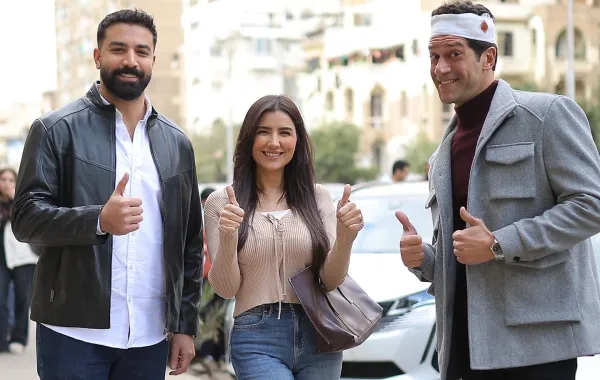 مي عمر تتوسط أحمد مجدي وحازم إيهاب- الصورة من حساب حازم إيهاب على إنستغرام