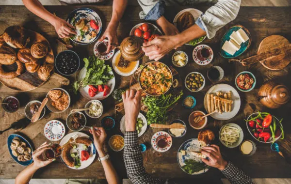 تفسير حلم السحور مع العائلة في المنام