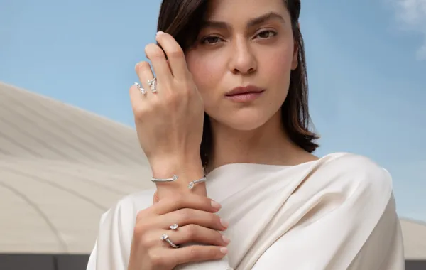 تيفاني أند كو. .Tiffany & CO.