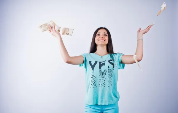 عدم تحديد الأولويات يسبب الفشل في الادخار - المصدر freepik