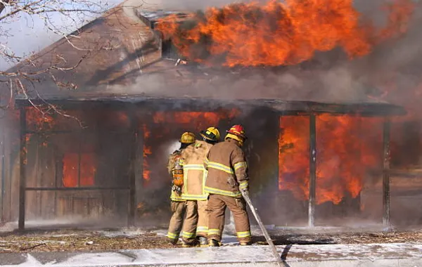 تفسير حلم حريق البيت في المنام 