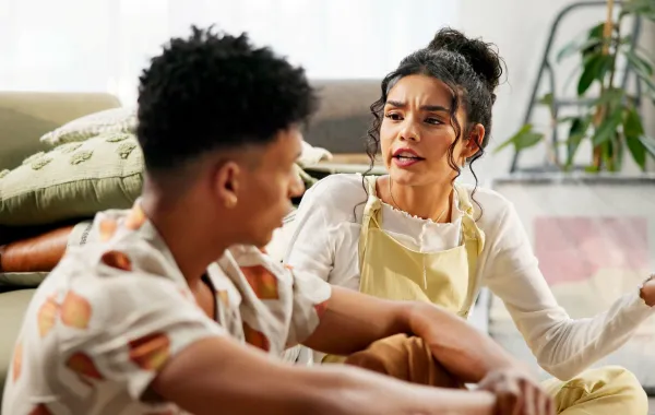 صورة التواصل مع المراهق