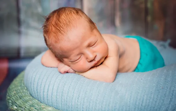 صورة لمولود نائم