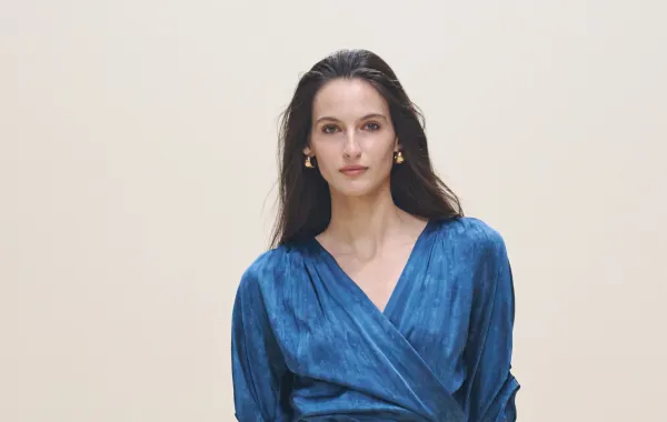  الحبوب الصغيرة أعلى الجبين 