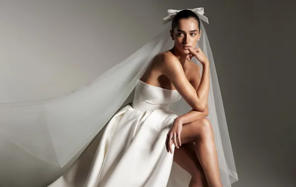 مونيك لولييه Monique Lhuilier- الصورة منLaunchmetrics/Spotlight ©