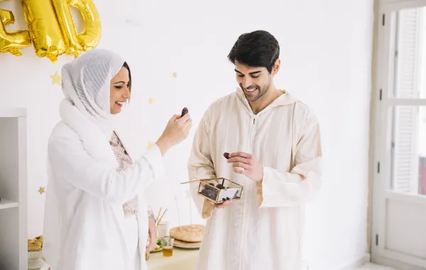  رمضان فرصة لإحياء مودة القلوب وتجديد أواصر الحب بين الزوجين-مصدر الصورة: Freepik 