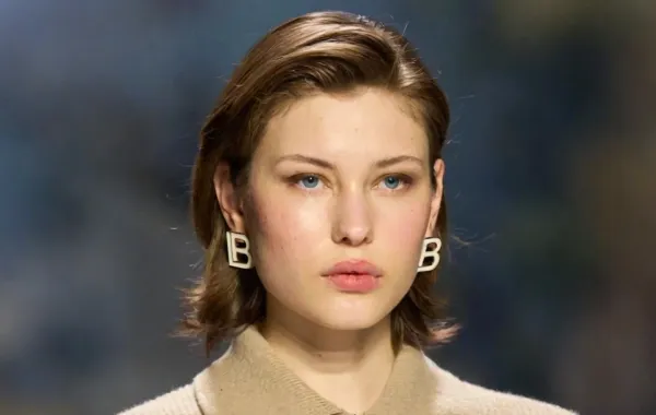 من عرض لورا بياجيوتي Laura Biagiotti-مصدر الصورة Launchmetrics/Spotlight©