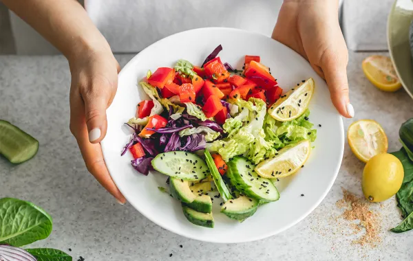 رجيم عذاري  لخسارة الوزن خلال وقت قصير وتأثيره الصحي - المصدر Image by pvproductions on Magnific