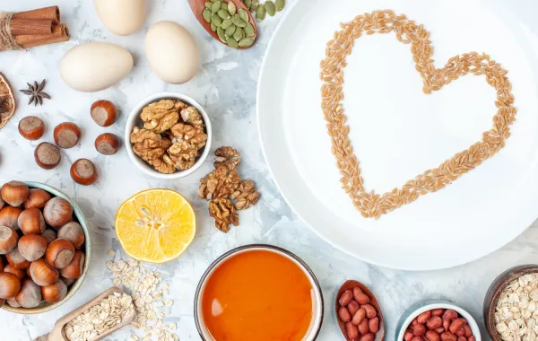 مصادر الدهون الصحية المفيدة للقلب -المصدر Image By Freepik