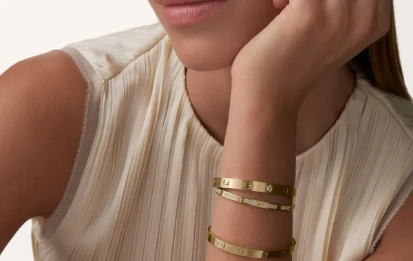 سوار LOVE من كارتييه