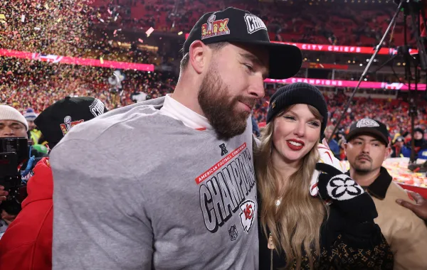 موعد ومكان حفل زفاف تايلور سويفت وترافيس كيلسي.. الدعوات الخاصة تكشف التفاصيل 