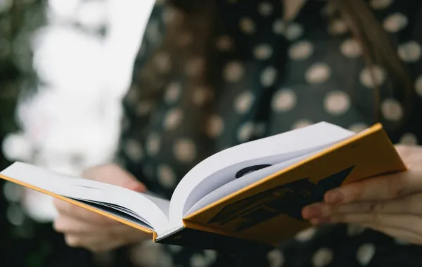 8 كتب ستغير حياتك وتمنحك نظرة جديدة للعالم من حولك 