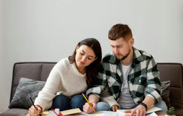 زوجة تخطط مع زوجها 