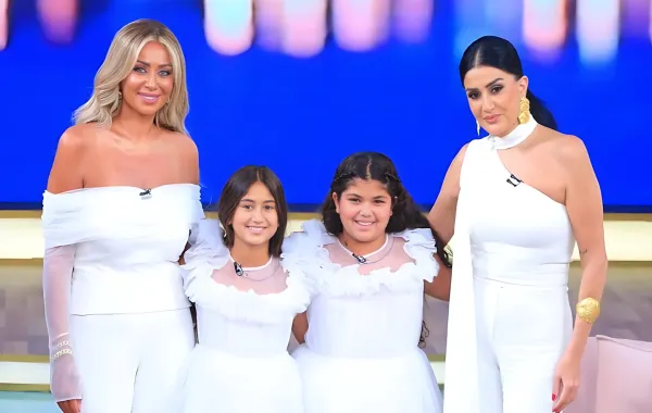 غادة عبد الرازق وابنتها وحفيدتيها- الصورة من صفحة غادة على فيسبوك