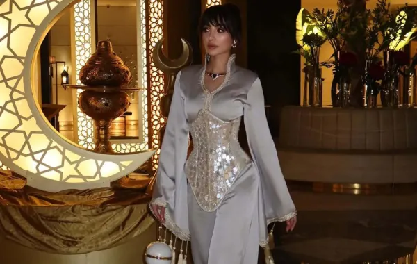 لا تستبعدي الجمبسوت في المناسبات الرسمية.. نسِّقيه على طريقة النجمات 