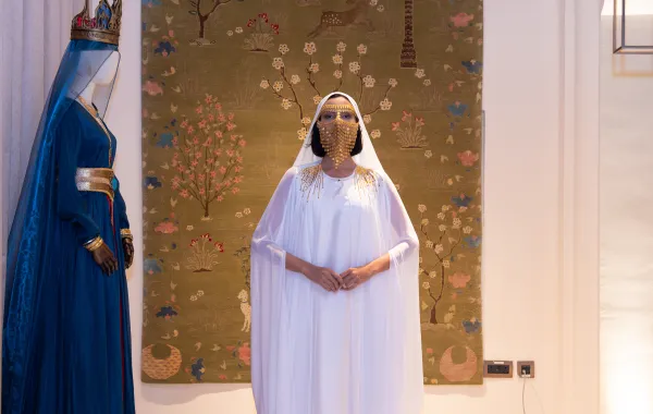 إنانا تُعيد تعريف الفخامة عبر تجربة غامرة 