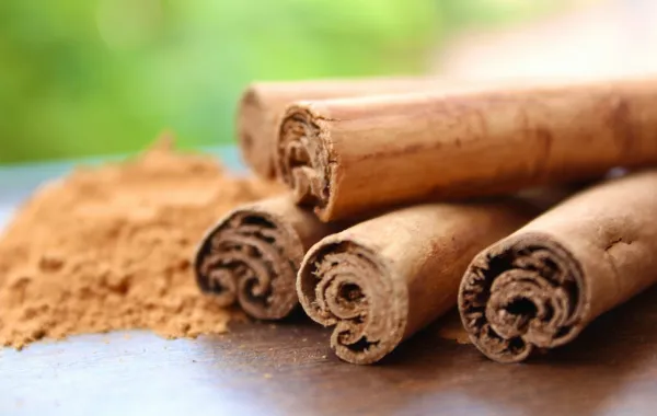 9 استخدامات مذهلة ومجربة للقرفة في تنظيف المنزل وتعطيره 