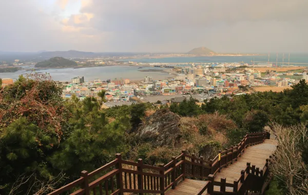 إطلالة على جزيرة جيجو 