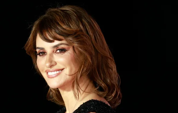 بينيلوبي كروز في لندن Penelope Cruz in central London. مصدر الصورة: Brook Mitchell / AFP