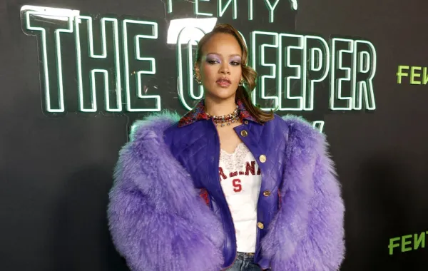 النجمة ريهانا Rihanna في حفل إطلاق مجموعة بوما وفنتي FENTY x PUMA - (مصدر الصورة Frazer Harrison /Getty Images via AFP)