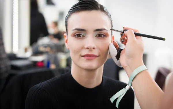 من عرض أرماني بريفيه Armani Prive - الصورة من LaunchmetricsSpotlight© 