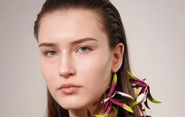 بديل البوتوكس في 10 دقائق.. دليلك الشامل لأفضل لاصقات العيون لعام 2026 