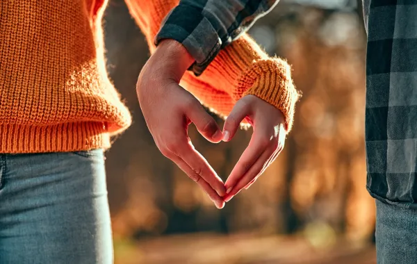 نصائح الوصول لقلب الرجل حسب الابراج 