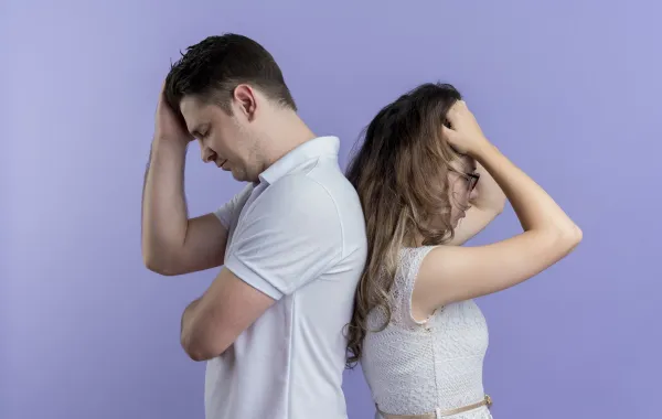 الإنصات الفعال هو أقوى أداة لإنهاء الخلافات- المصدر: freepik by stockking