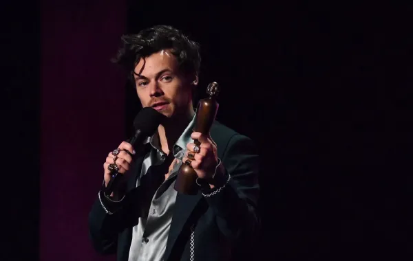 هاري ستايلز في لندن (Harry Styles in London). مصدر الصورة: Ben Stansall / AFP