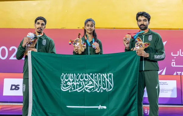 تتويج أبطال المبارزة السعودية في دورة الألعاب الخليجية الرابعة "الدوحة 2026" - (مصدر الصورة: الحساب الرسمي لفريق السعودية على منصة إكس)