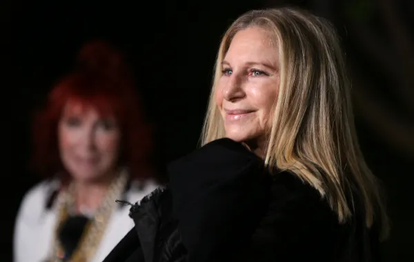 النجمة العالمية اربرا سترايساند Barbra Streisand  - Photo by RICH FURY / GETTY IMAGES NORTH AMERICA / GETTY IMAGES VIA AFP