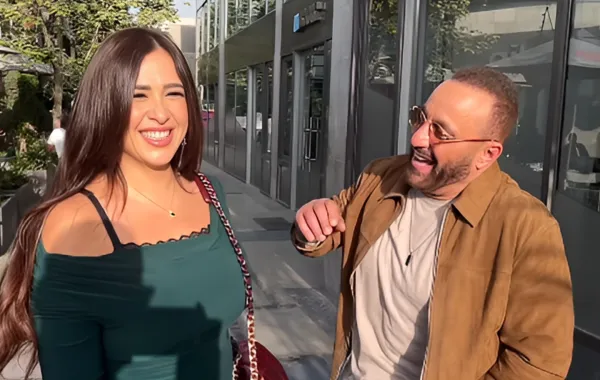 ياسمين عبد العزيز وأحمد السقا من فيلم خلي بالك على نفسك- الصورة من فيديو على حساب ياسمين على إنستغرام 