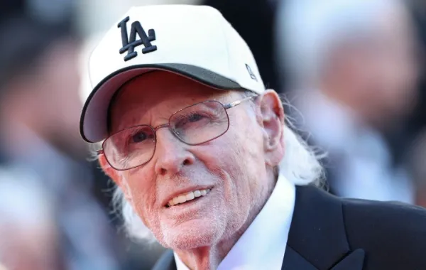 بروس ديرن في مهرجان كان السينمائي 2026 Bruce Dern at the 79th edition of the Cannes Film Festival (Photo by Sameer AL-DOUMY / AFP)