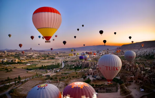 كابادوكيا كما تبدو عند شروق الشمس