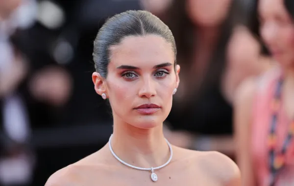 سارة سامبايو في مهرجان كان السينمائي 2026،Sara Sampaio (مصدر الصورة: Neilson Barnard/Getty Images)